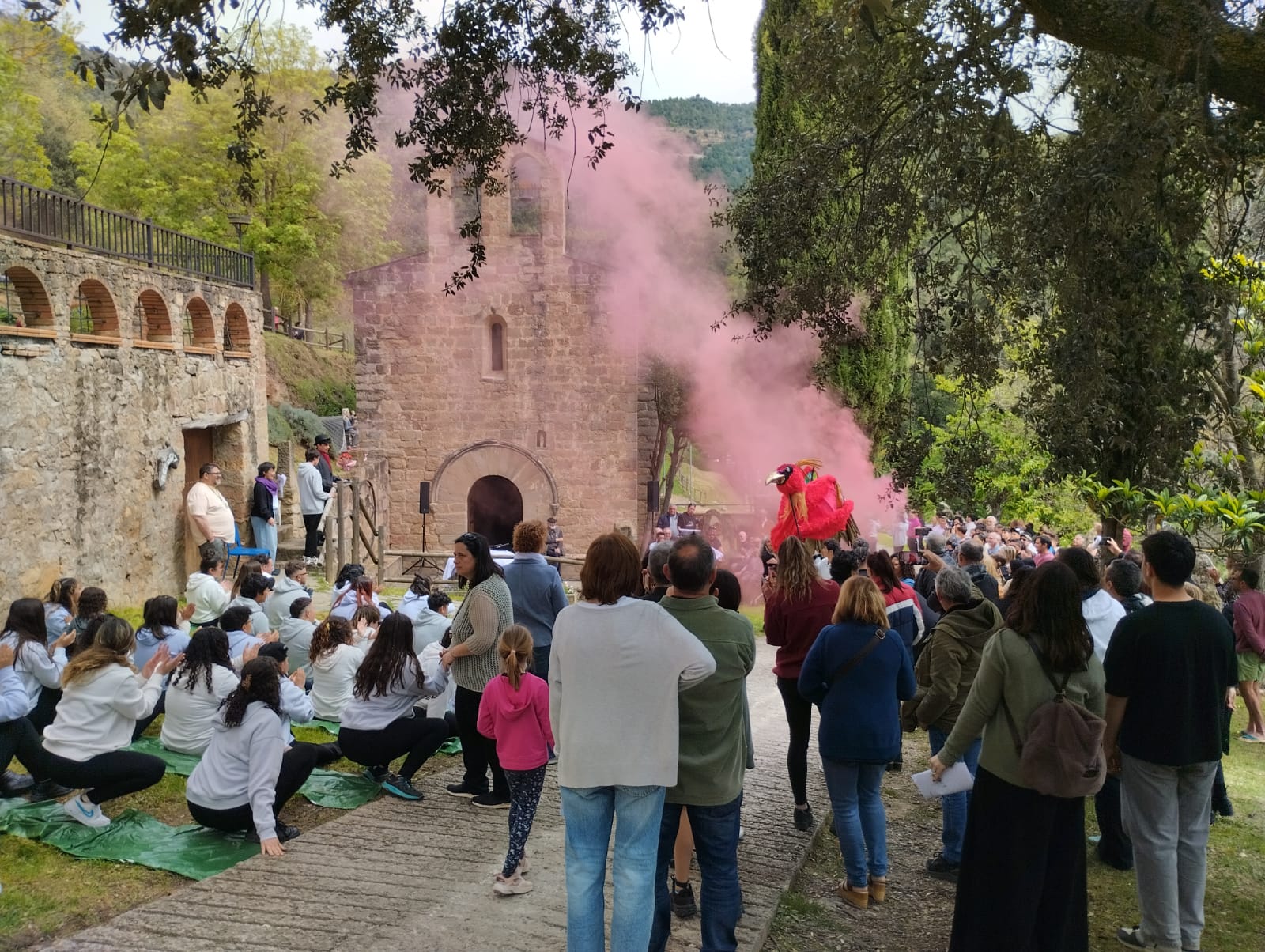 Festa Major de Valldaura, 1r de Maig, Fundación Portal, Amalgama7, Olvan, Barcelona, Adolescencia en riesgo